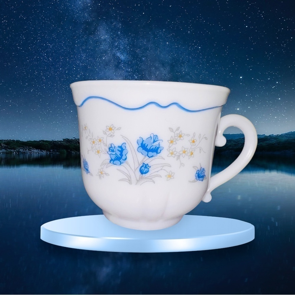 Arcopal Romantique Tea Cup Coffee Blue Flowers Roses Daisies French Country